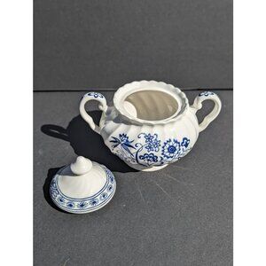 1970's Vintage Blue Nordic collection, J.G. Meakin Lidded Sugar Bowl